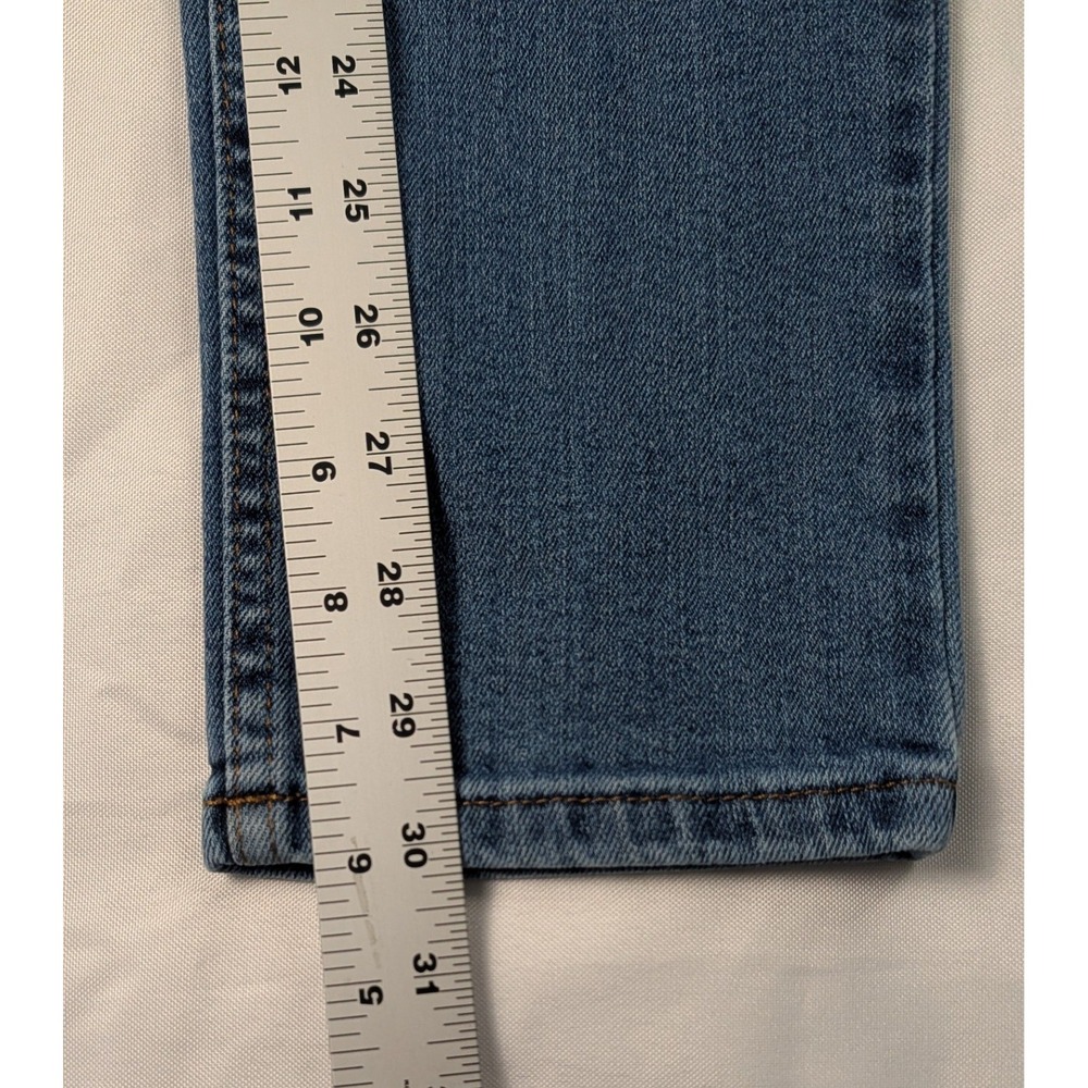 Carhartt Slim Fit Jeans Womens 2 Short Medium Wash Blue Denim Workwear - Picture 8 of 13